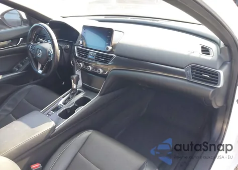 2018 Honda Accord Sport z USA, uszkodzony, nr VIN 1HGCV1F34JA092670